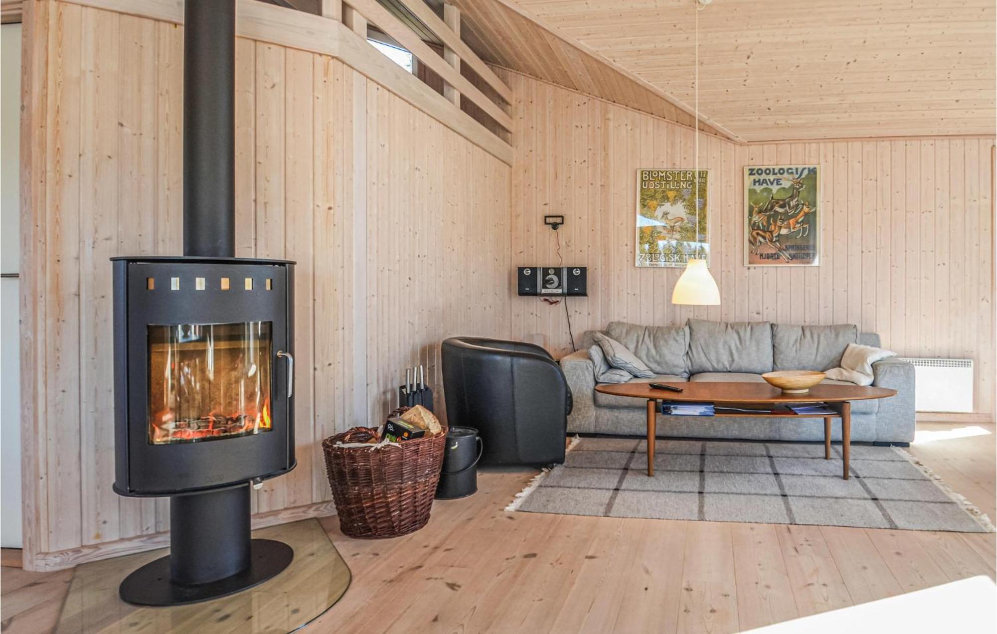 4 Bedroom Pet Friendly Home In Fjerritslev Exterior photo